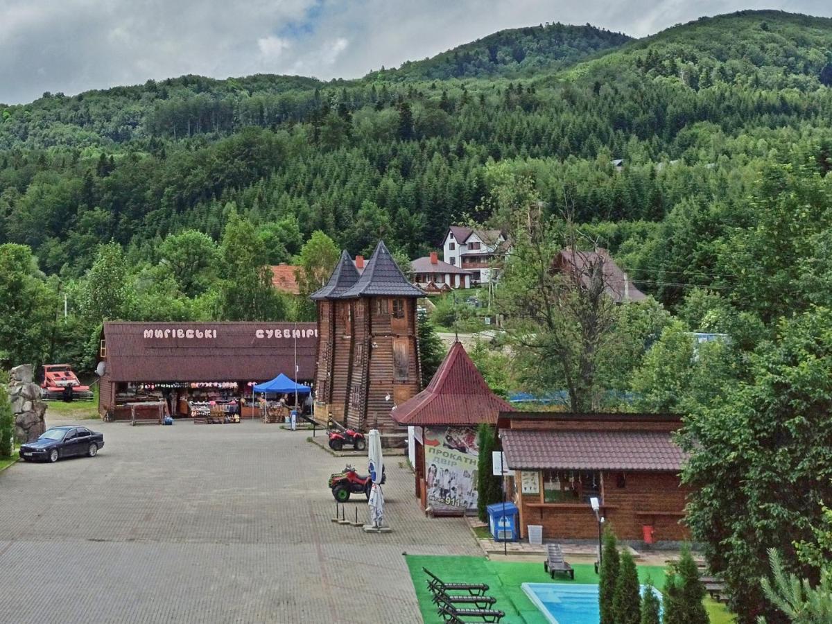 Satori Hotel Migovo Bagian luar foto