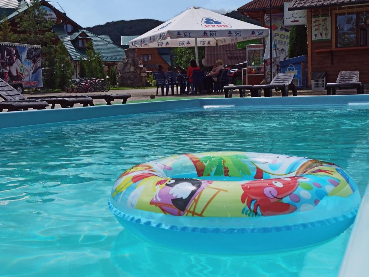 Satori Hotel Migovo Bagian luar foto