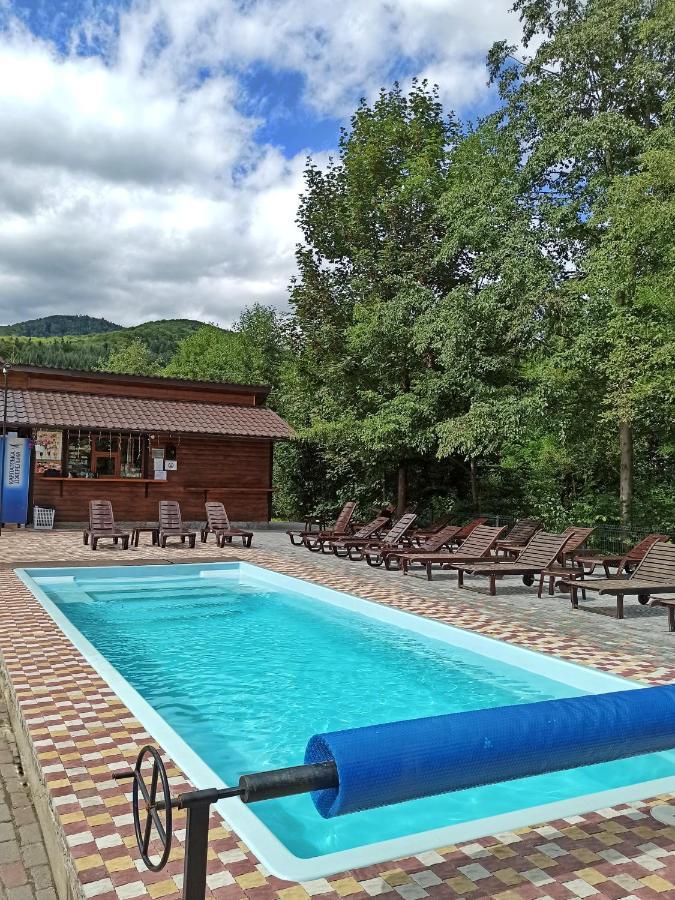 Satori Hotel Migovo Bagian luar foto