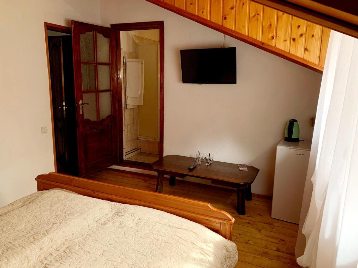 Satori Hotel Migovo Bagian luar foto